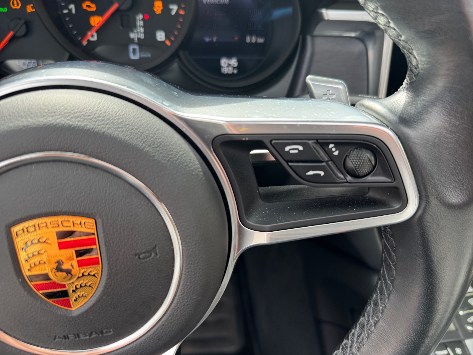 Porsche Macan 20