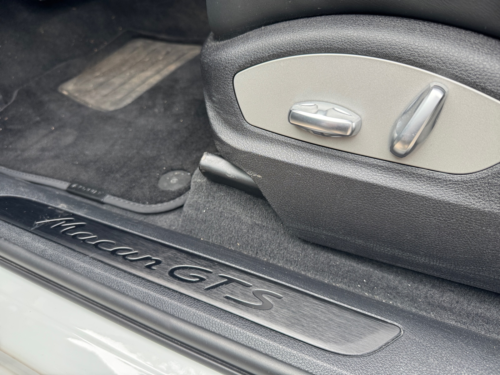Porsche Macan 28