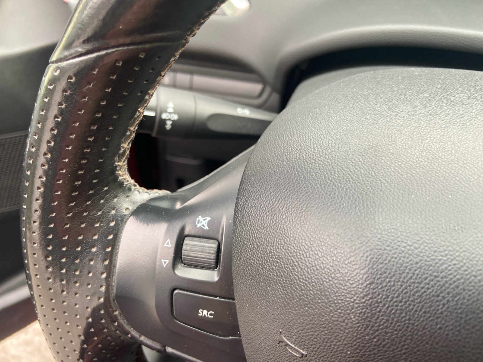 Peugeot 208 18