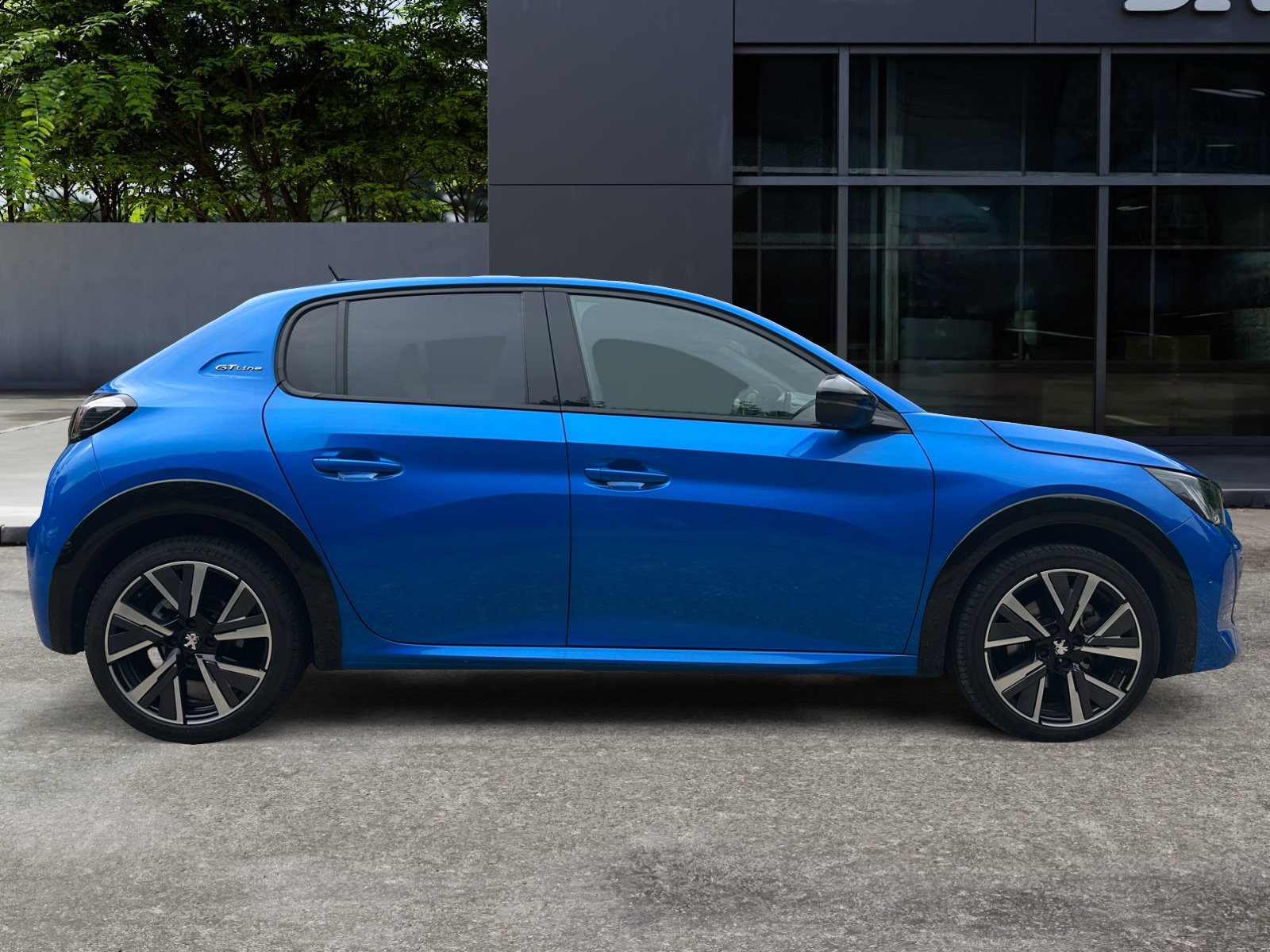Peugeot 208 5