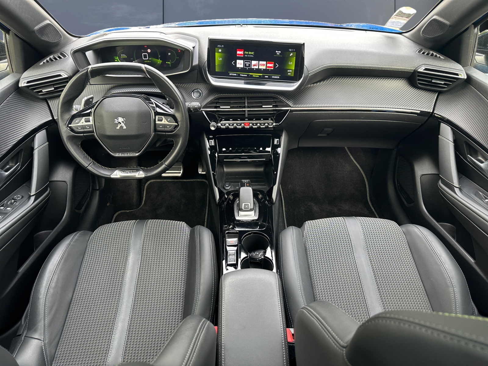 Peugeot 208 14