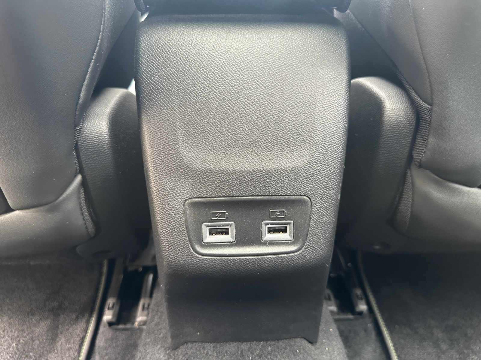 Peugeot 208 30