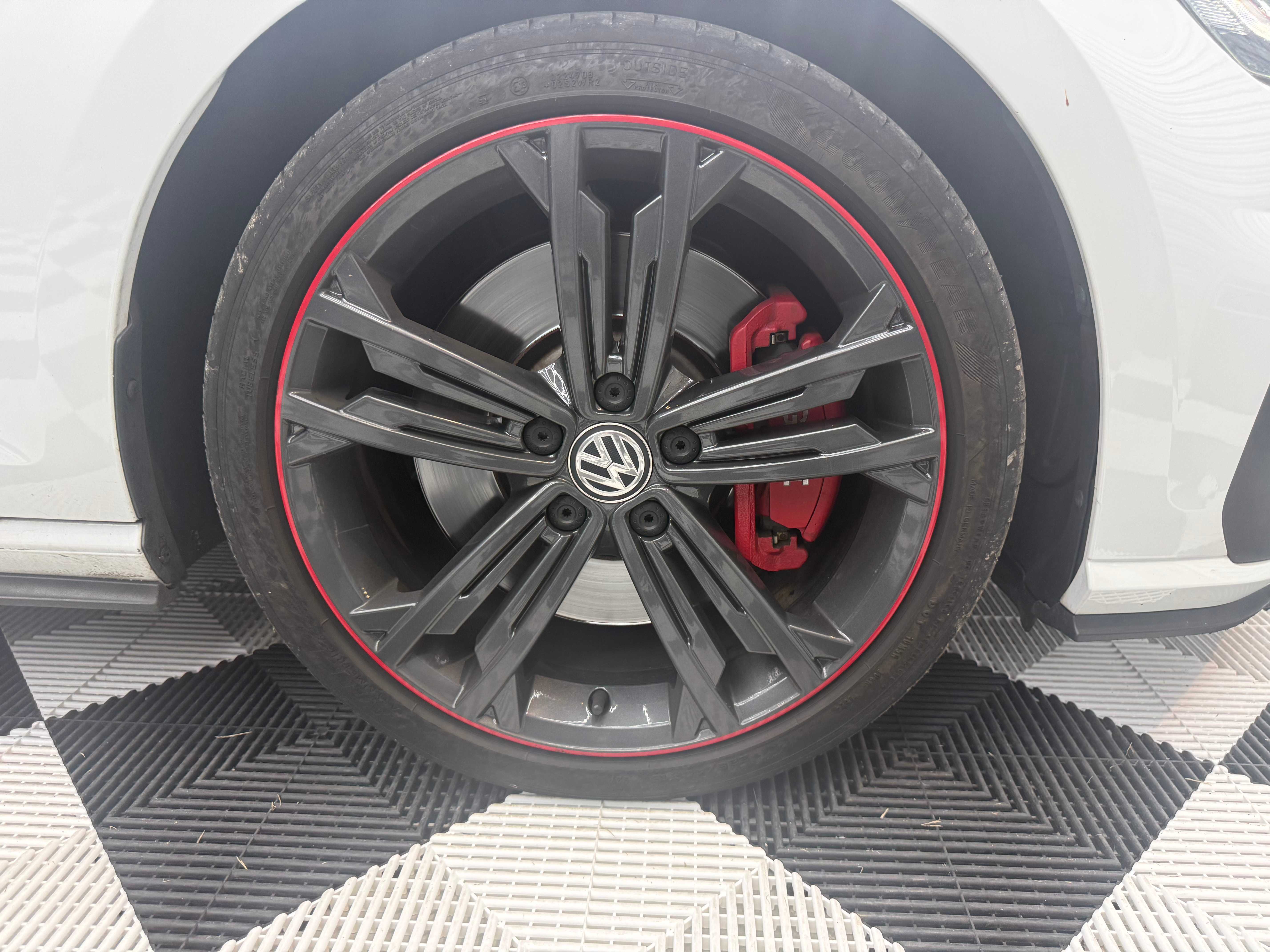 Volkswagen Golf 17