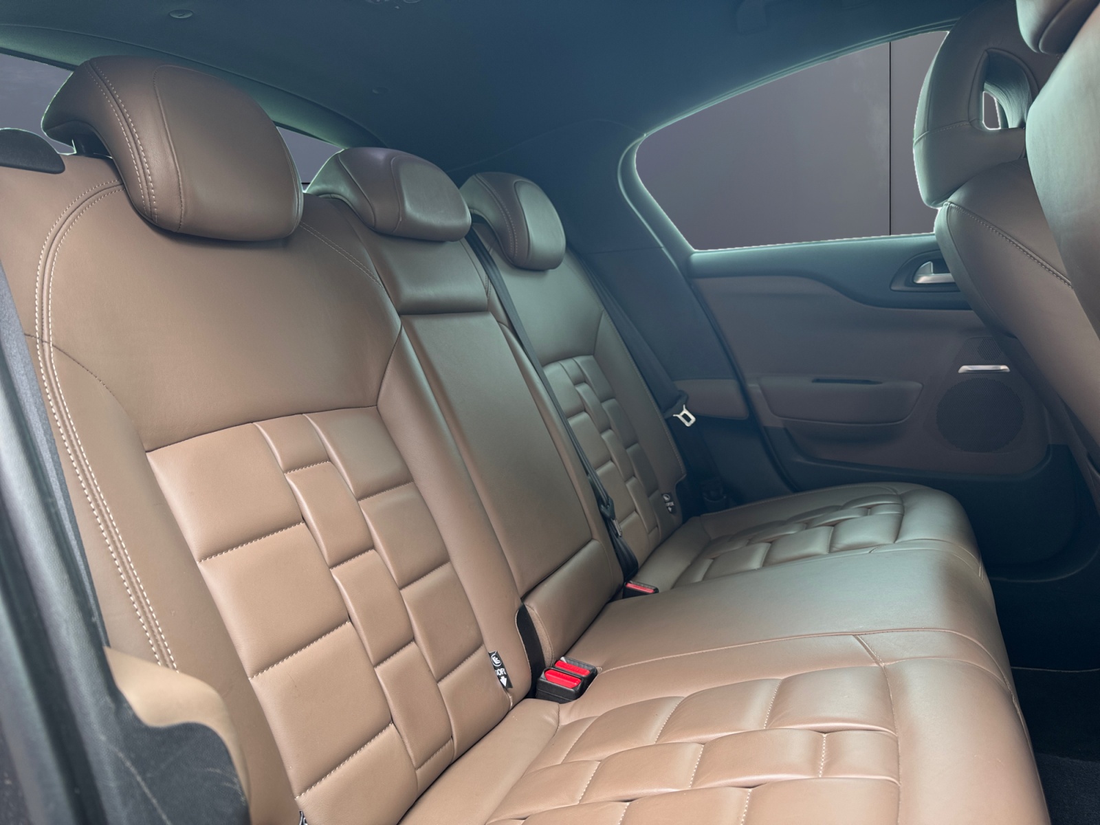 Ds Automobiles Ds 4 11