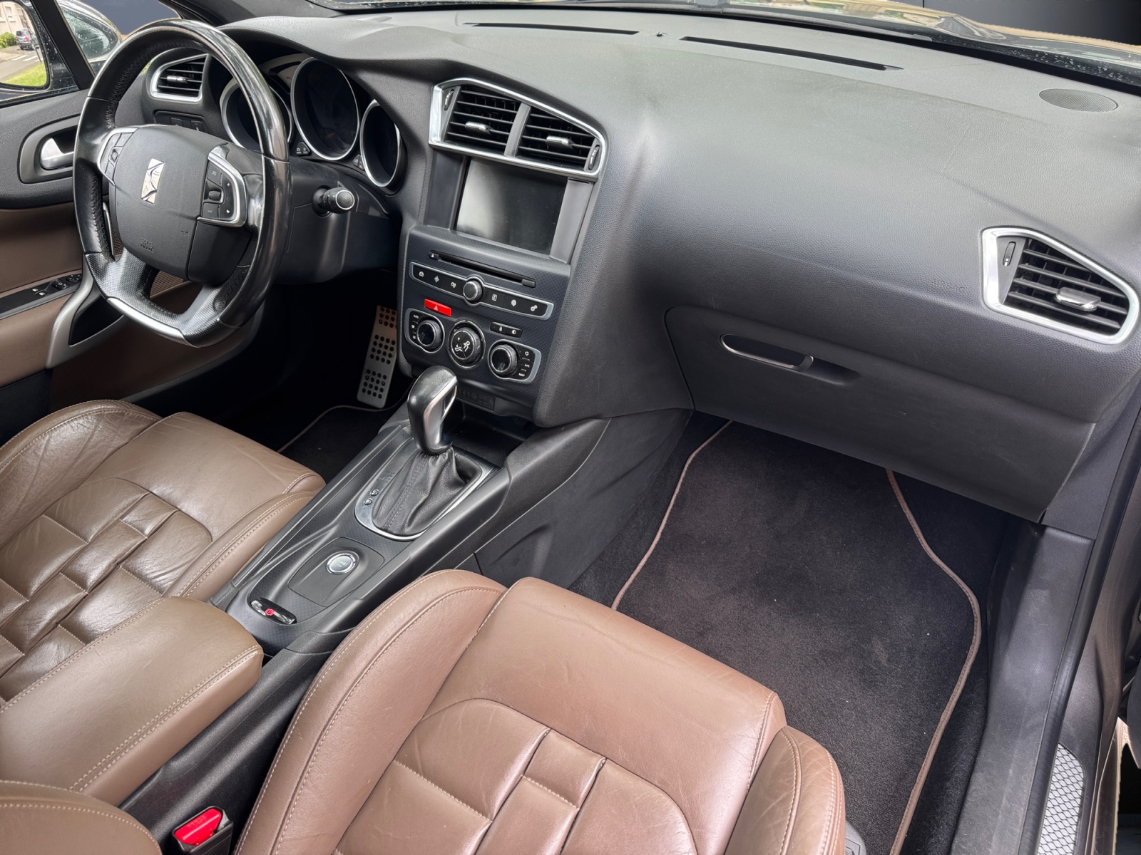 Ds Automobiles Ds 4 12