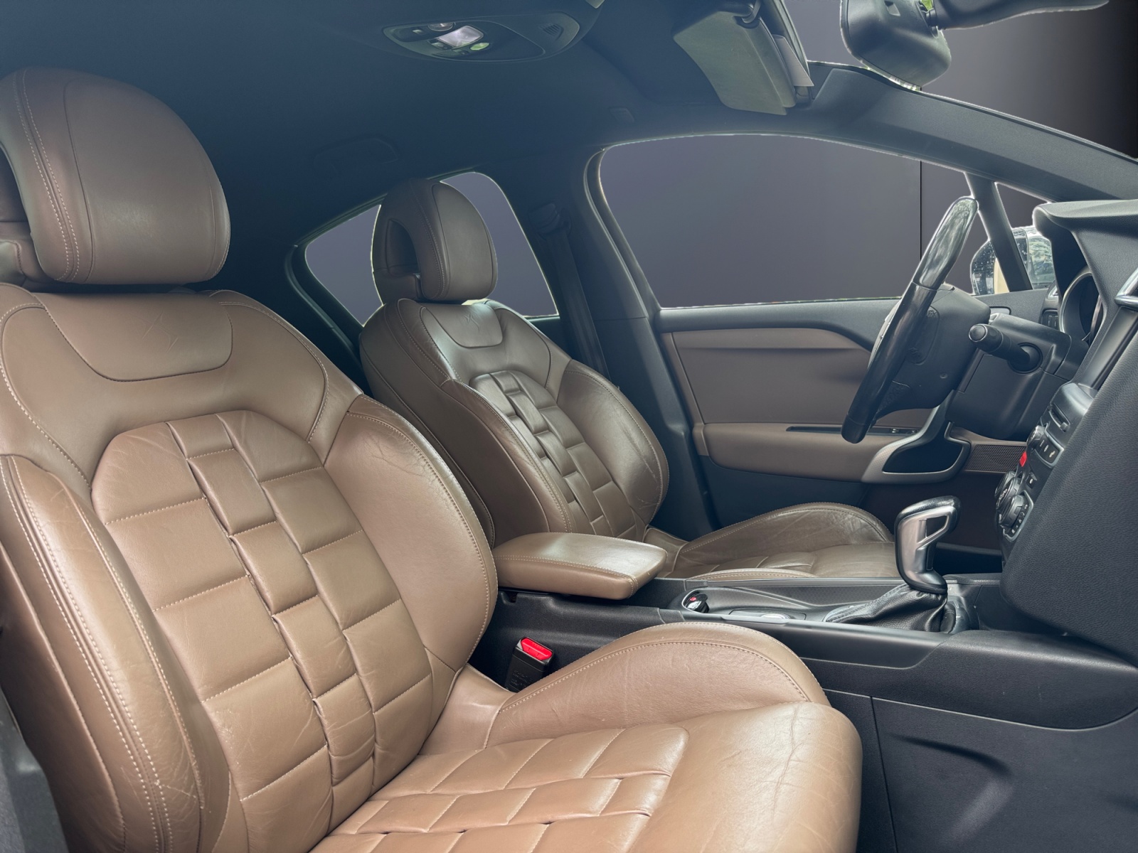 Ds Automobiles Ds 4 13