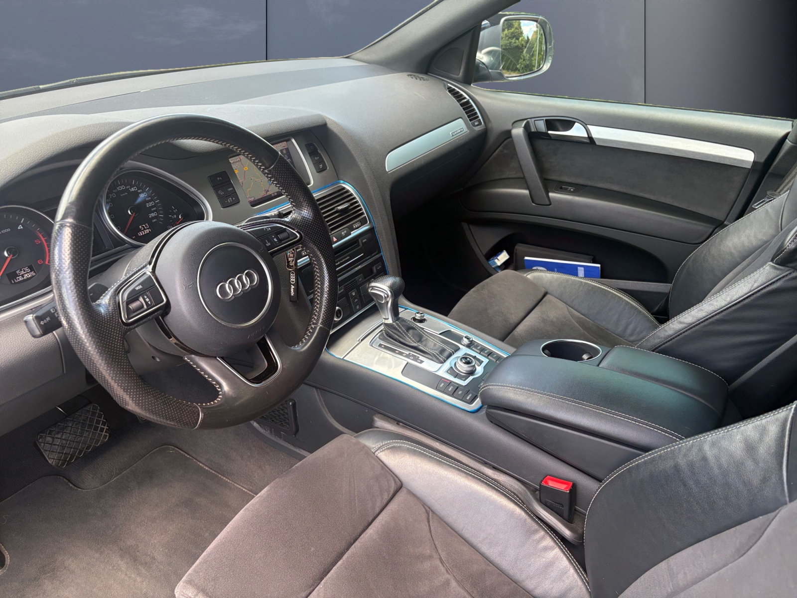 Audi Q7 8