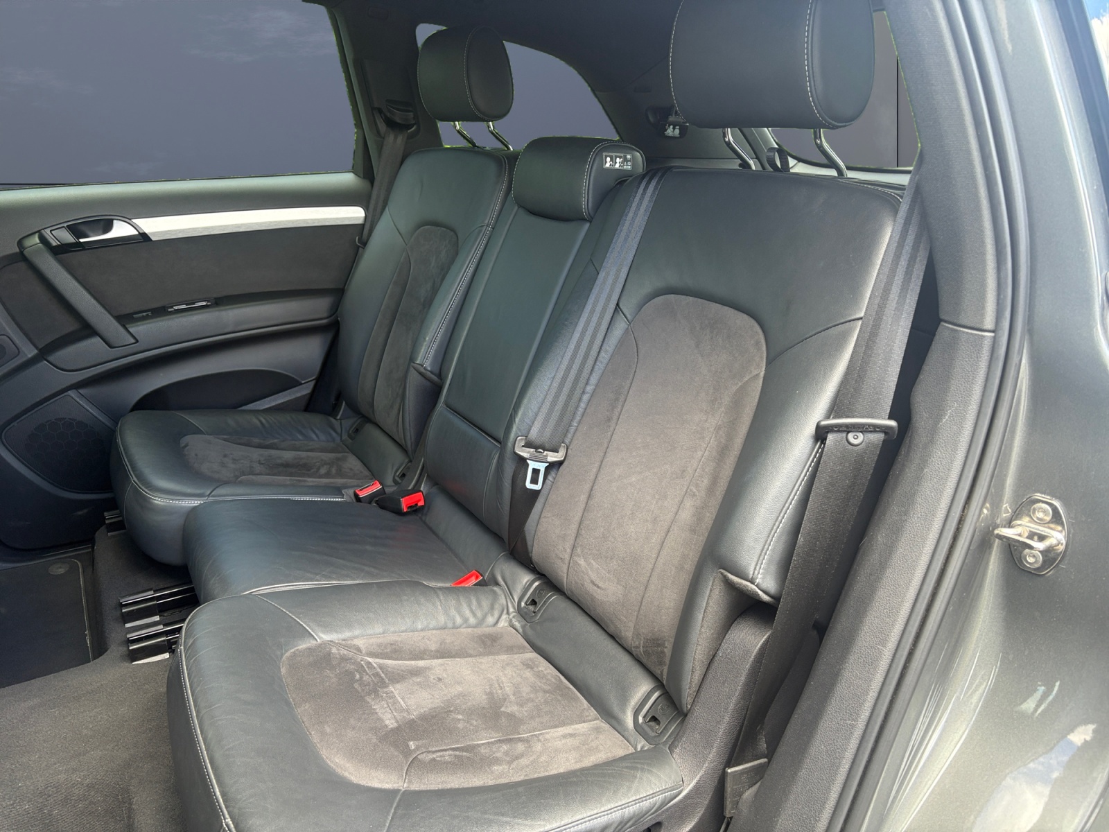 Audi Q7 10