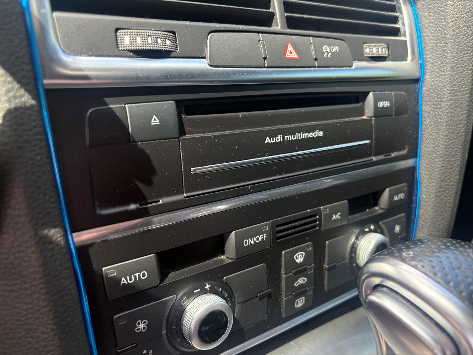 Audi Q7 25