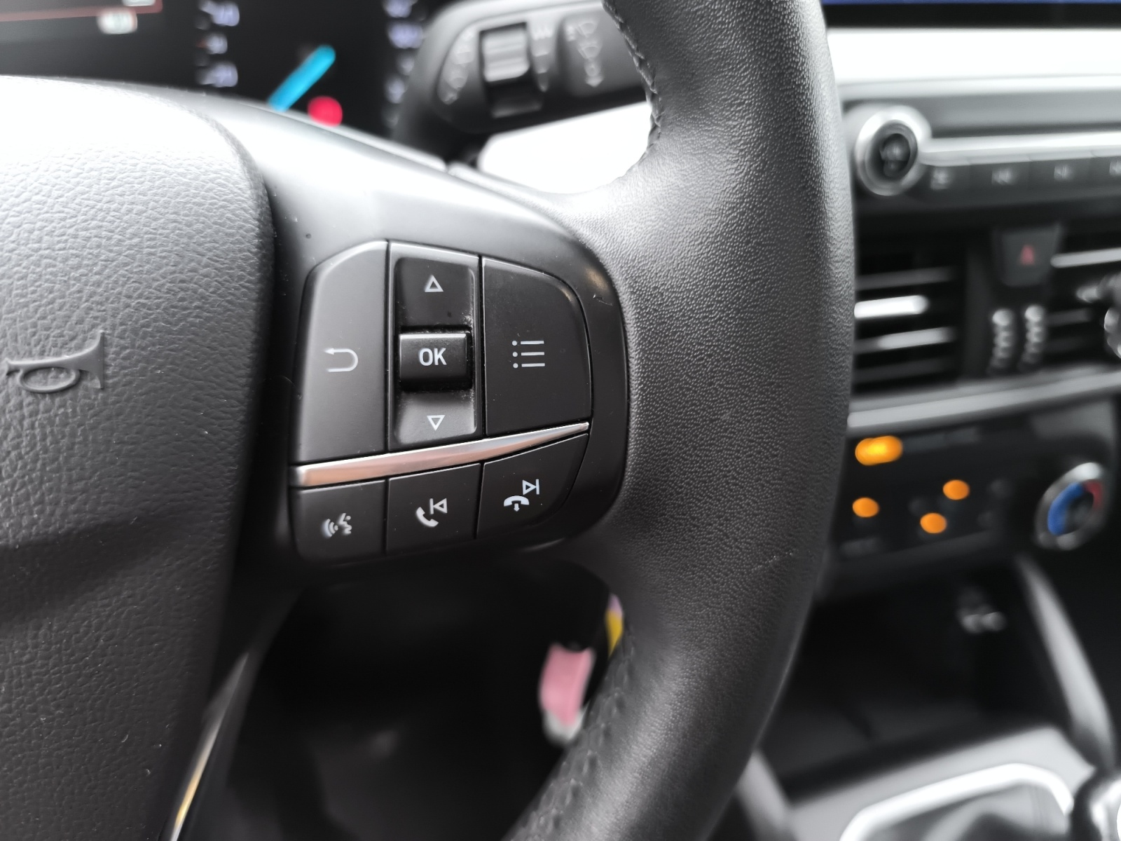 Ford Focus 21