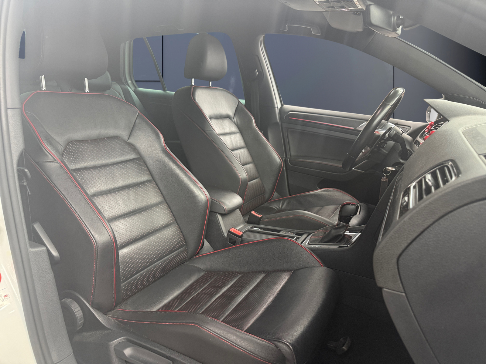 Volkswagen Golf 13