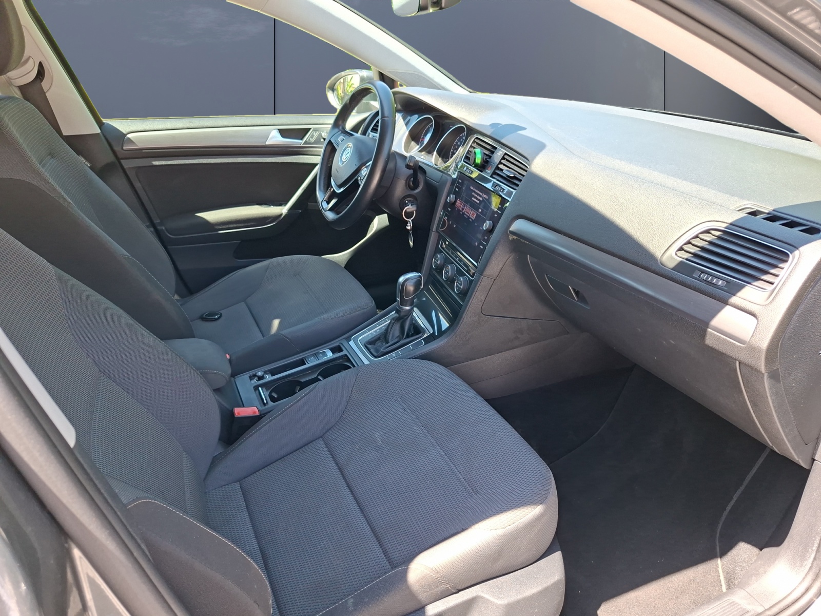 Volkswagen Golf 12