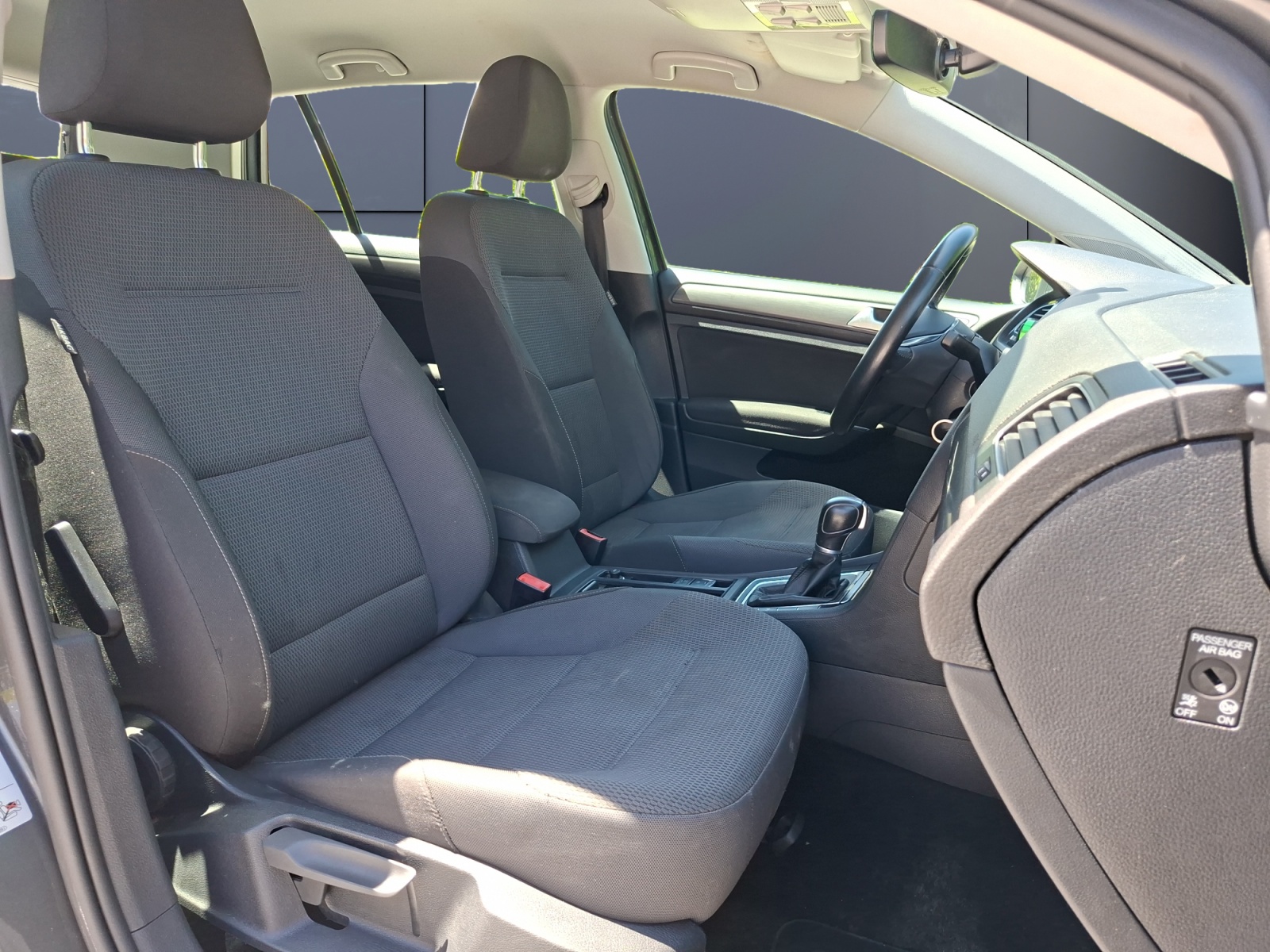 Volkswagen Golf 13