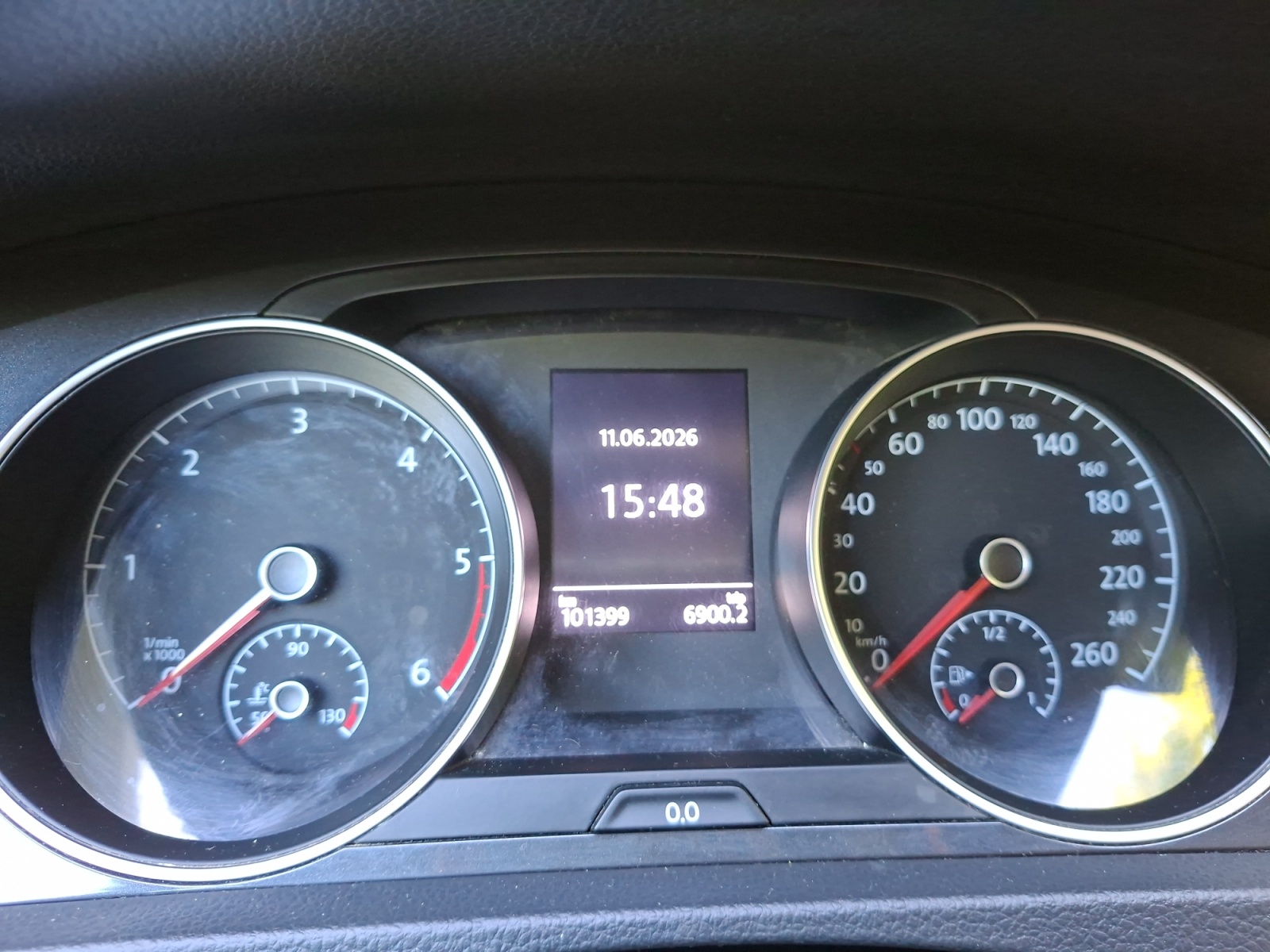 Volkswagen Golf 16