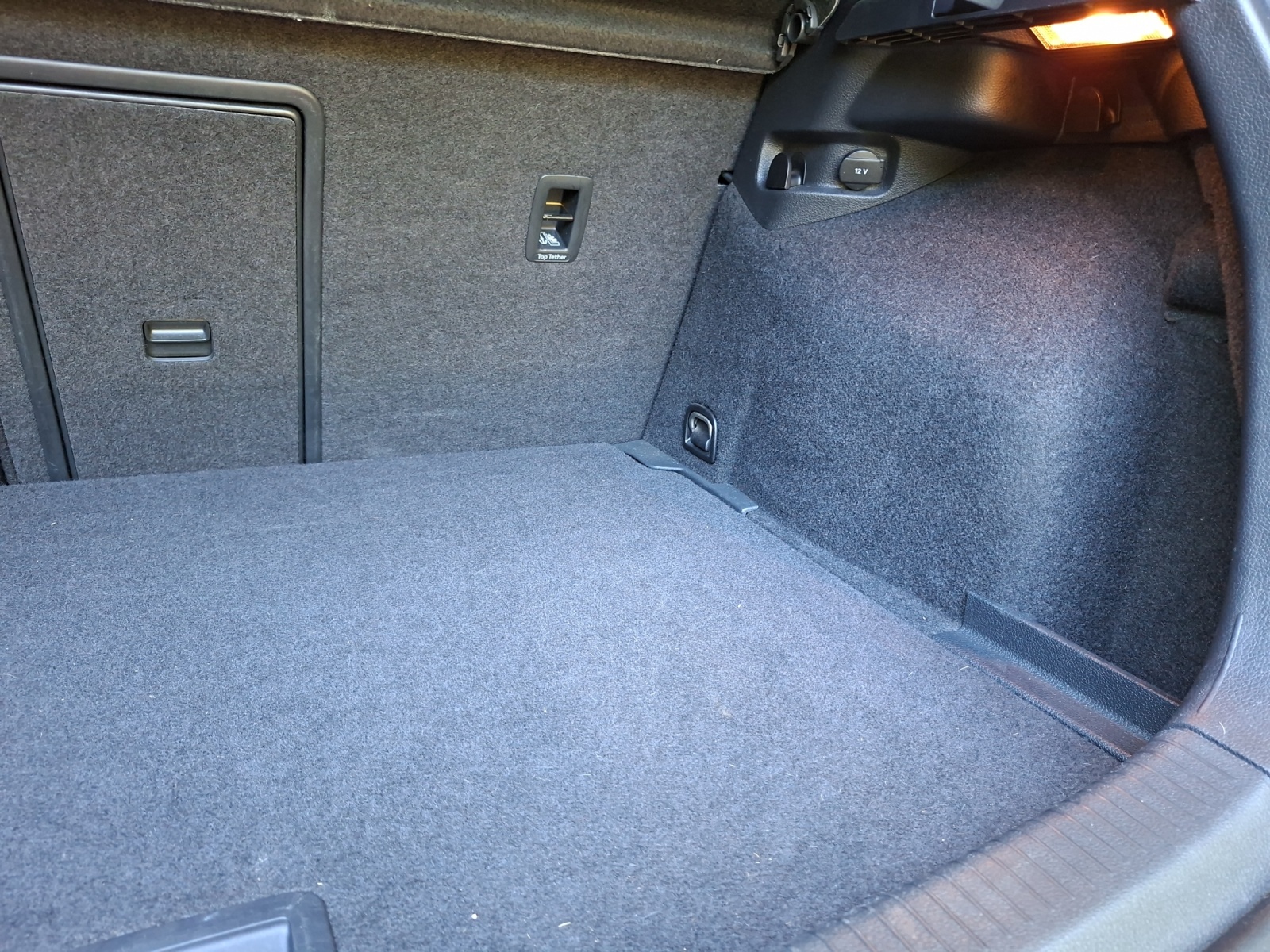 Volkswagen Golf 30