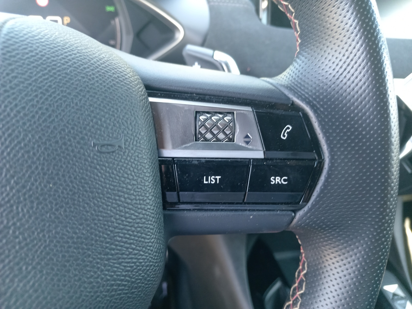 Ds Automobiles Ds3 18