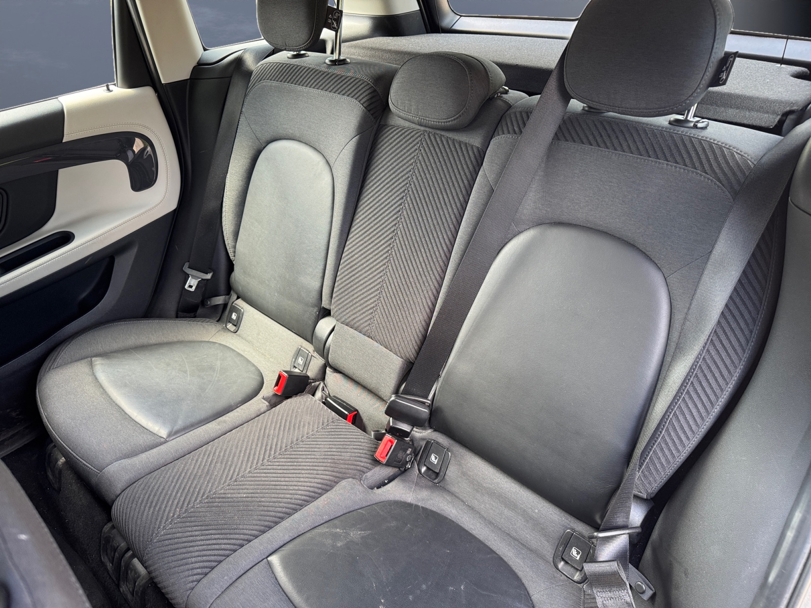 Mini Countryman 10