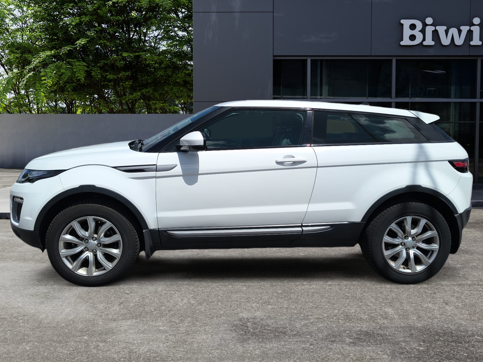 Land Rover Range Rover Evoque 1