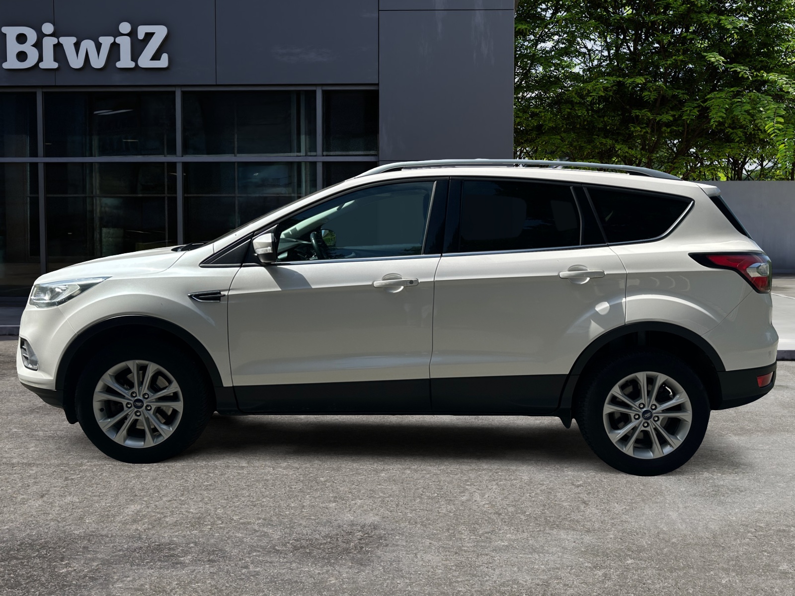 Ford Kuga 1