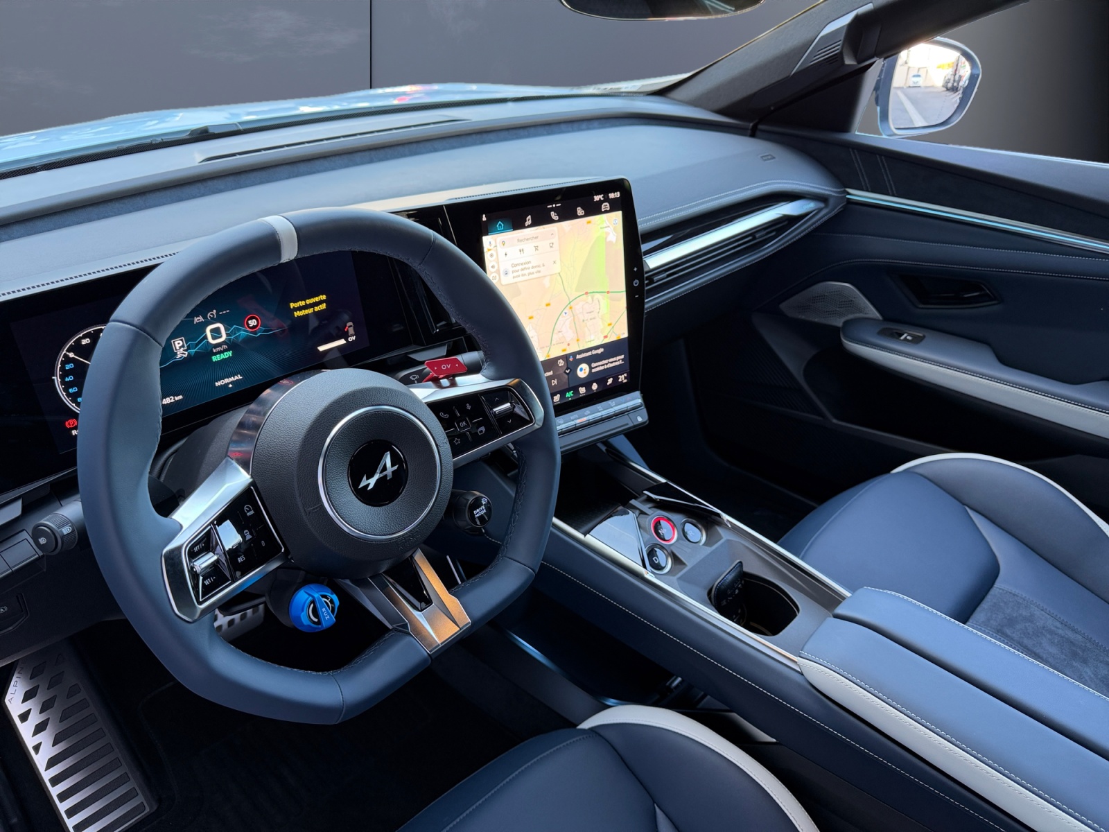Alpine A390 8