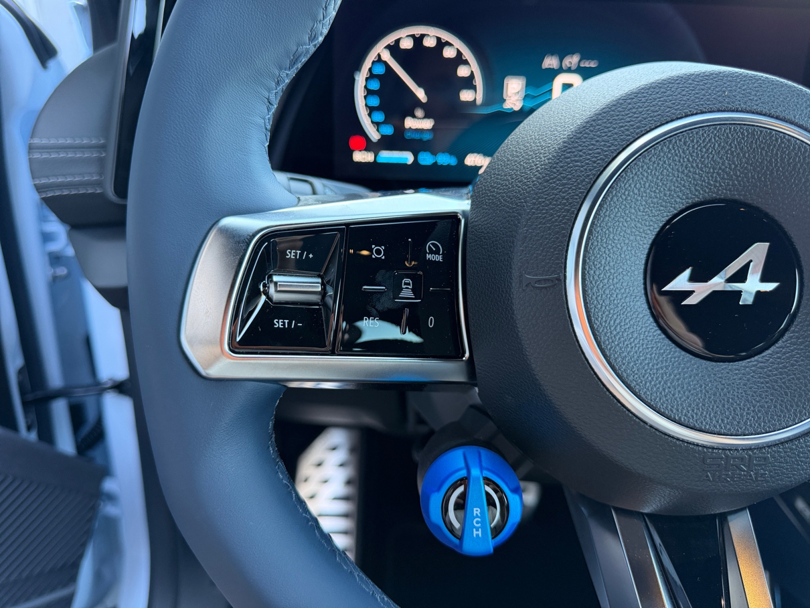 Alpine A390 31