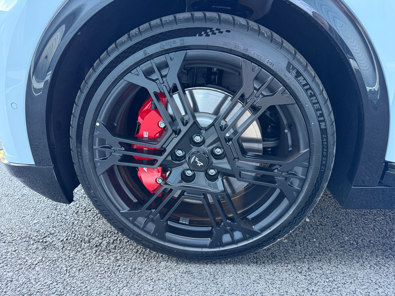 Alpine A390 36