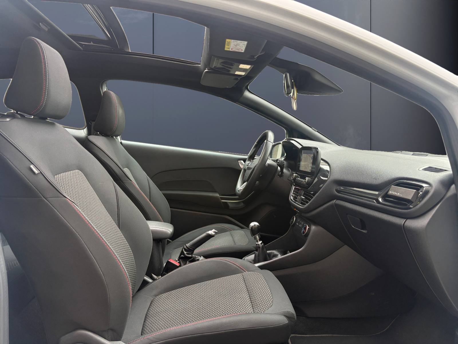 Ford Fiesta 13