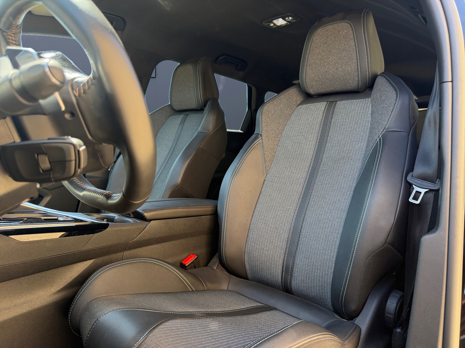 Peugeot 5008 9