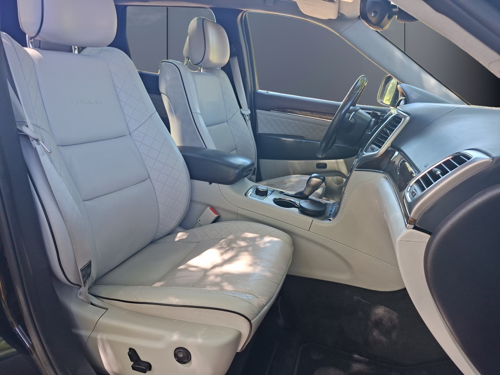 Jeep Grand Cherokee 13