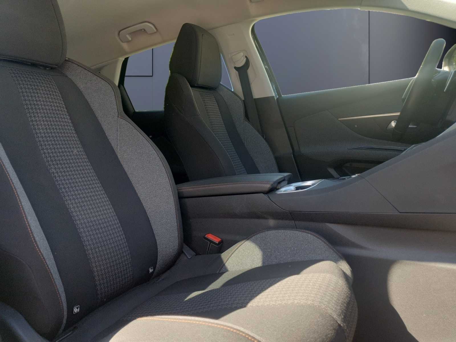 Peugeot 3008 13