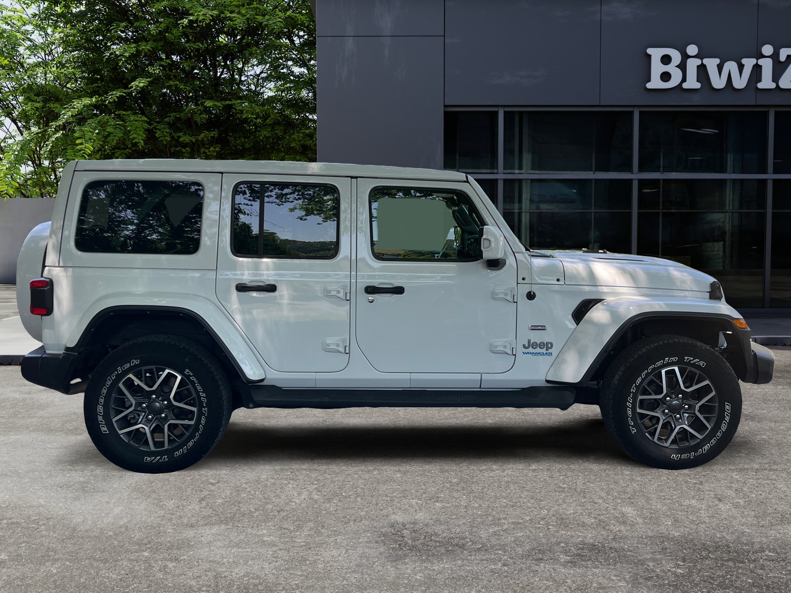 Jeep Wrangler 5