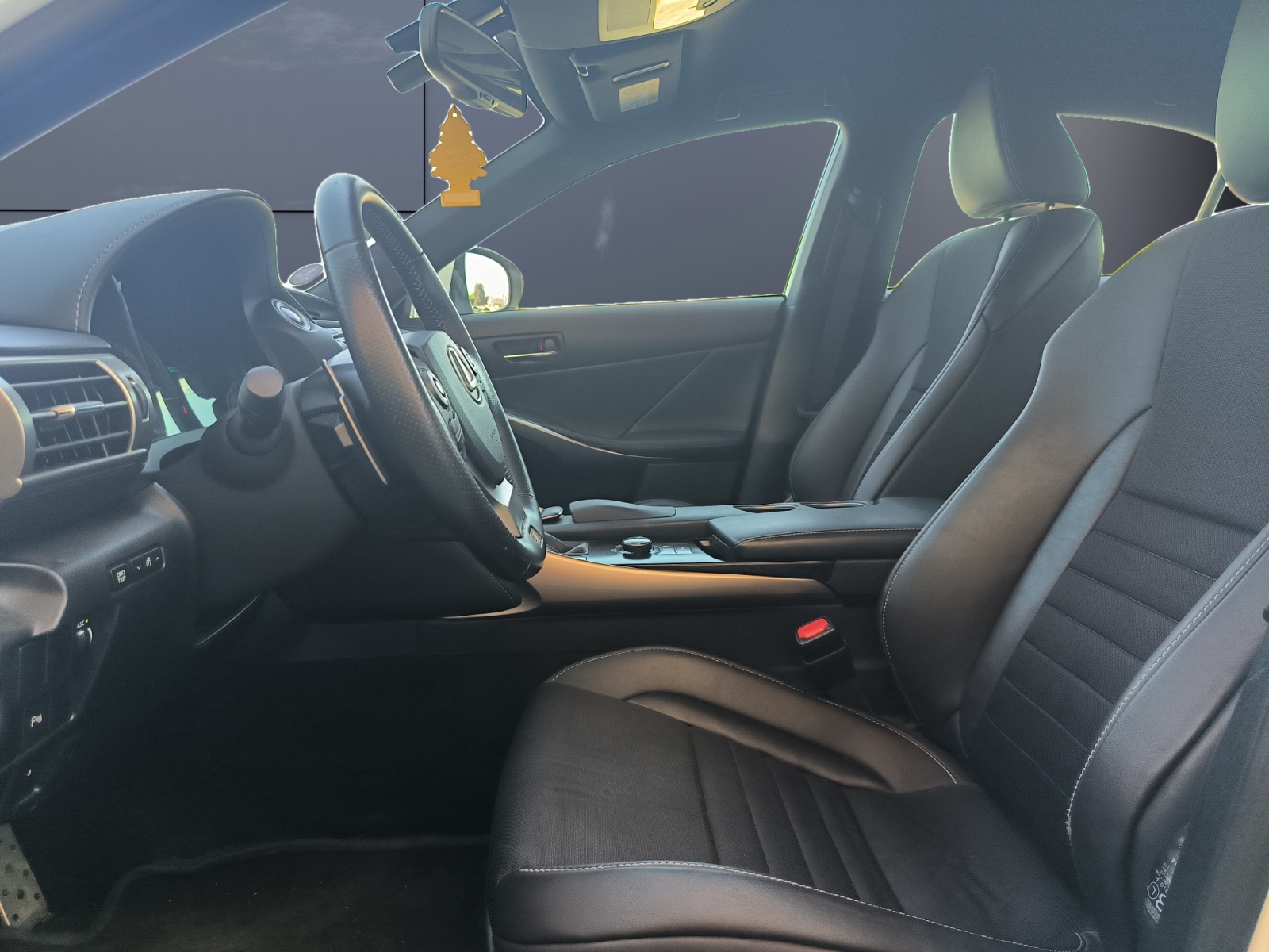 Lexus Is 9