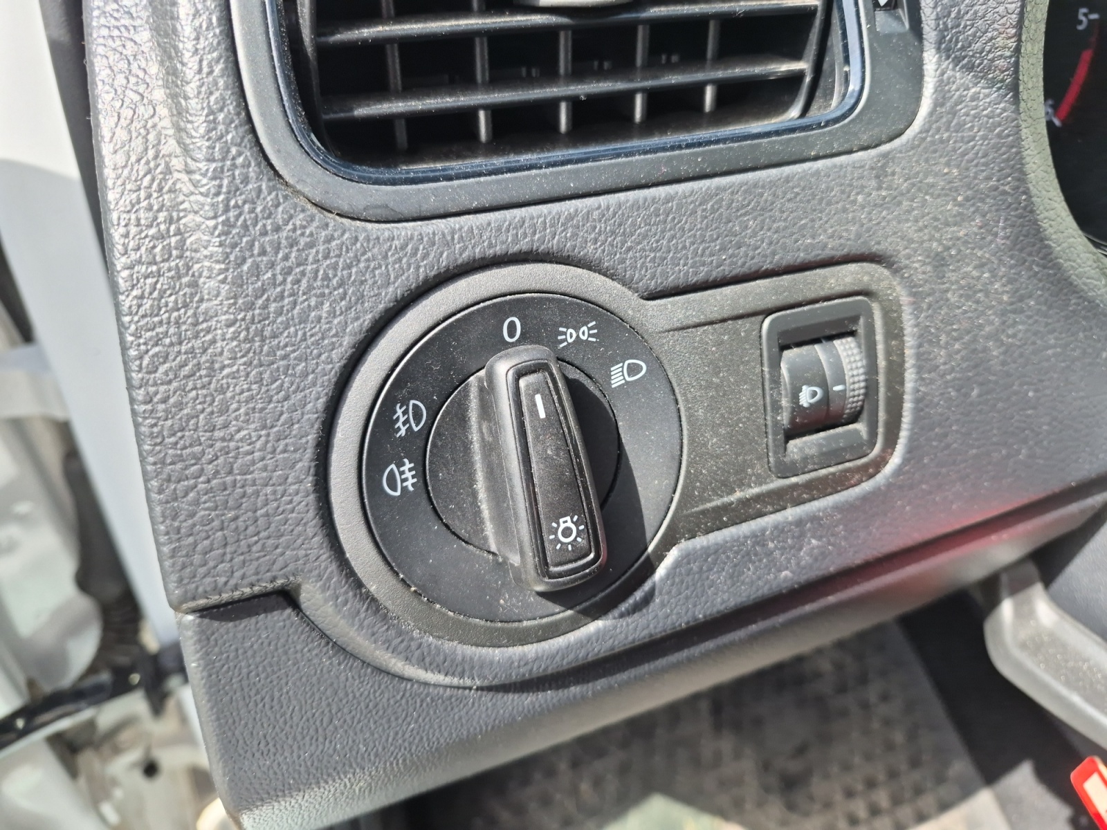Volkswagen Polo 19