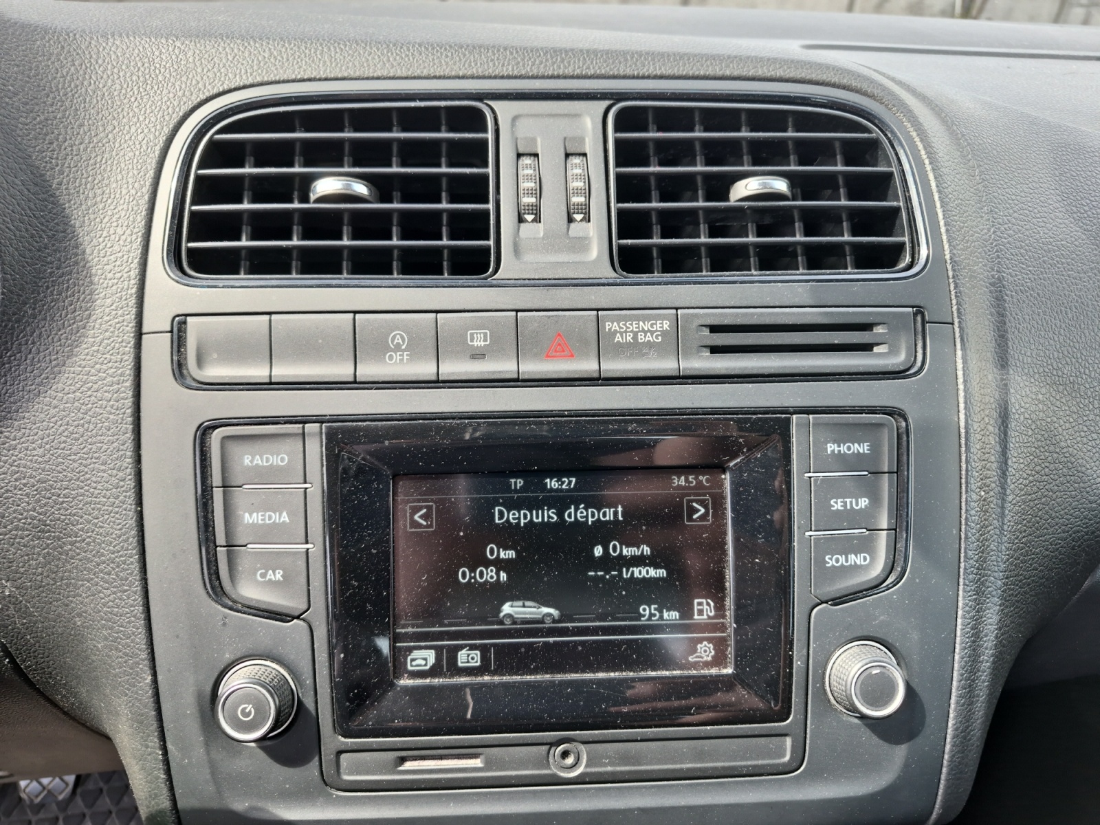 Volkswagen Polo 22