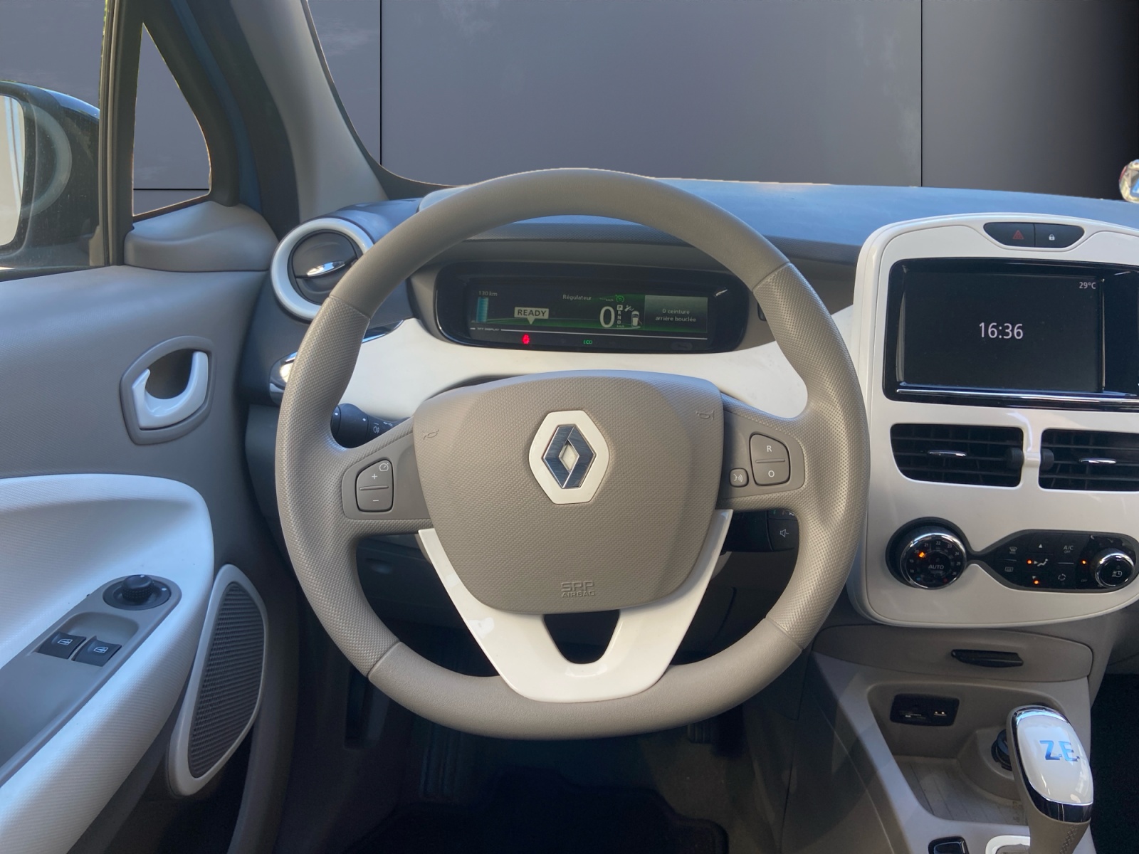 Renault Zoe 15