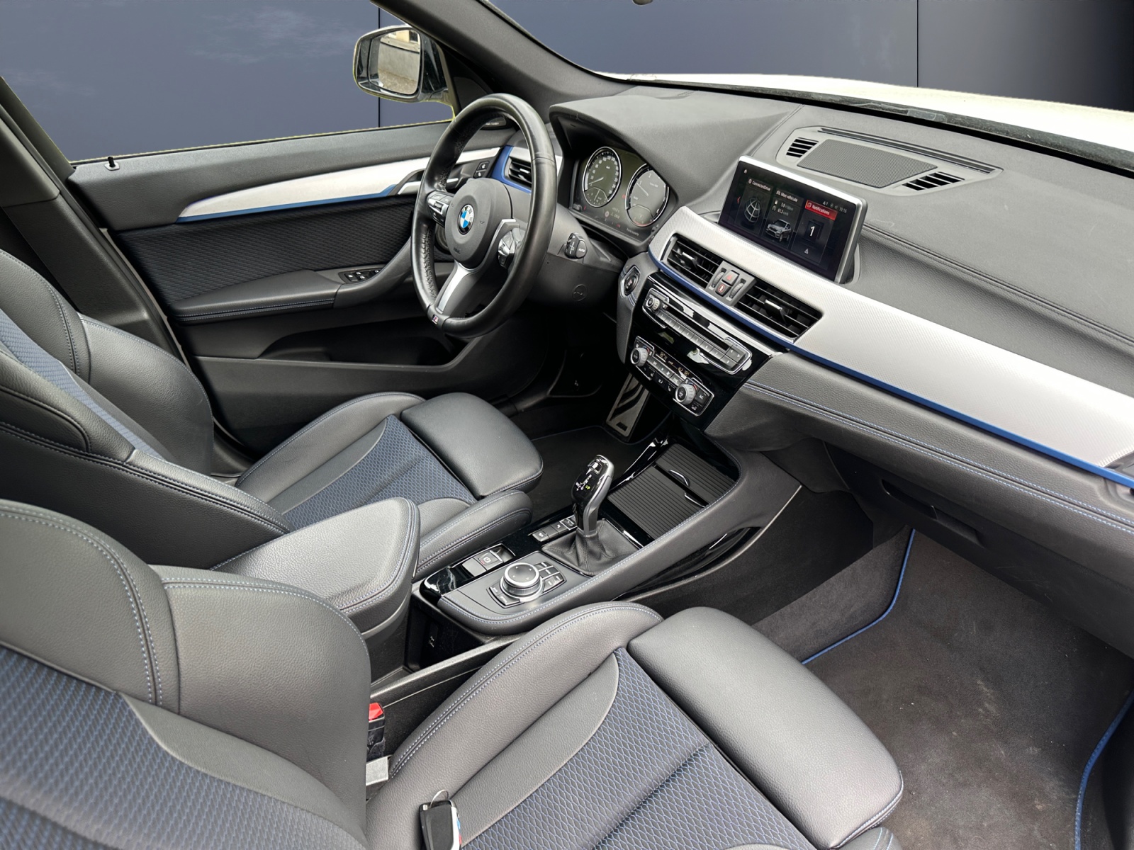 Bmw X1 11