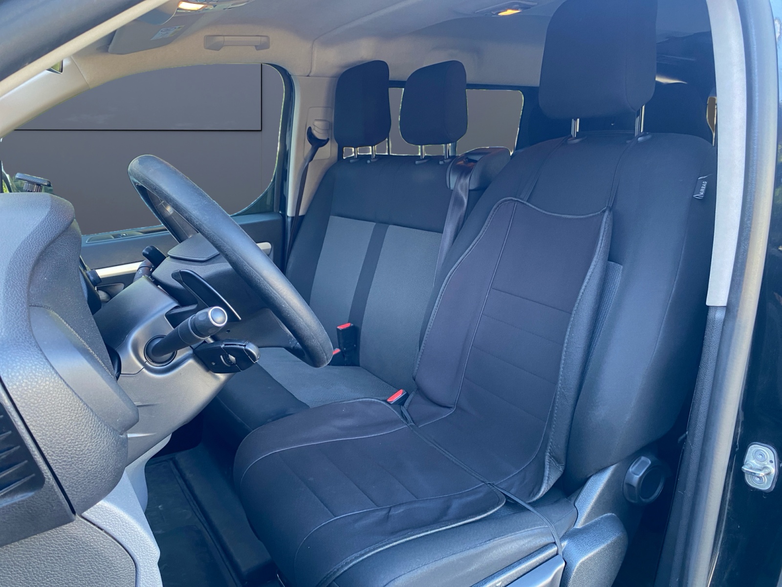 Peugeot Expert Vu 26
