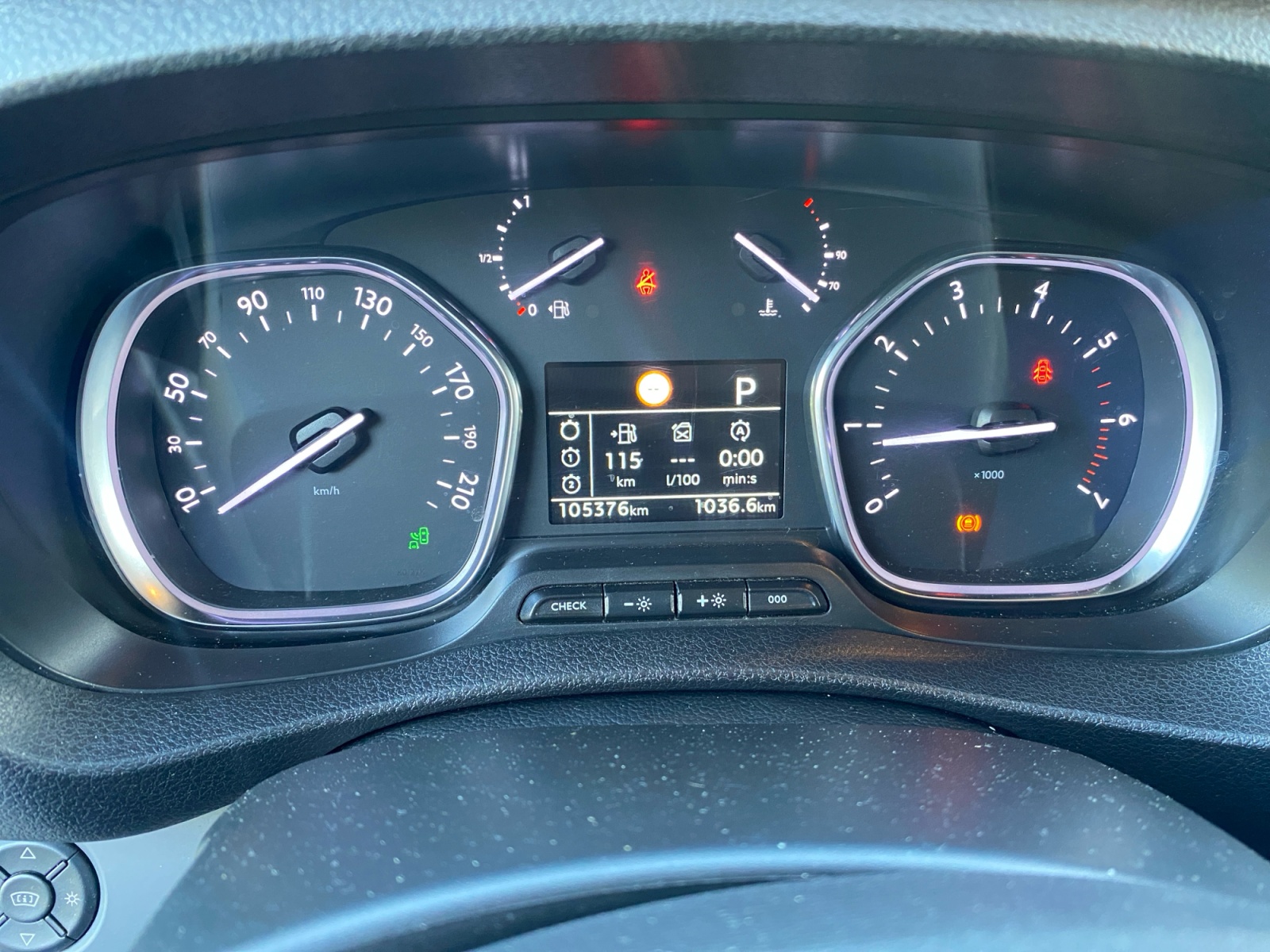Peugeot Expert Vu 9