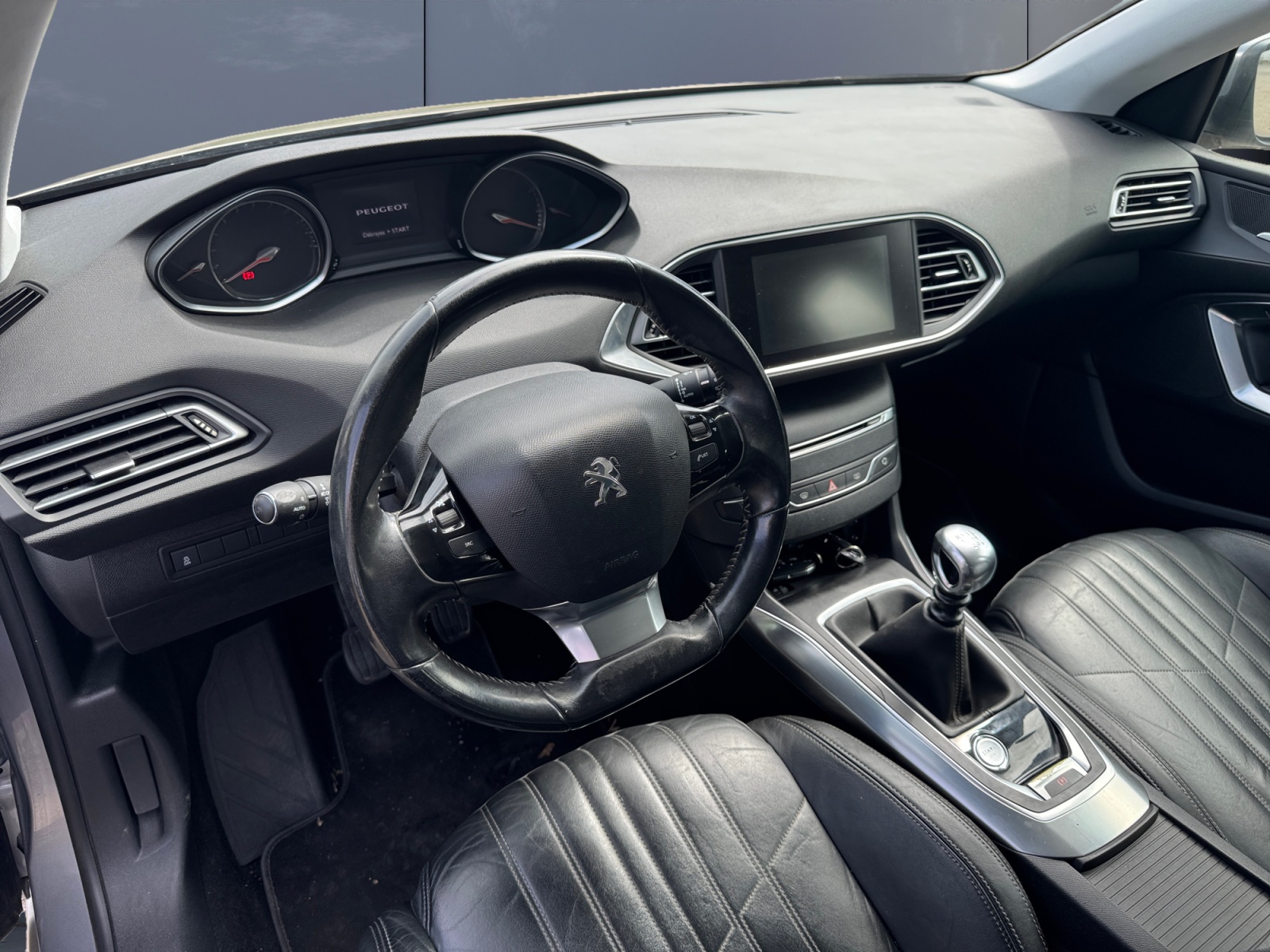 Peugeot 308 7