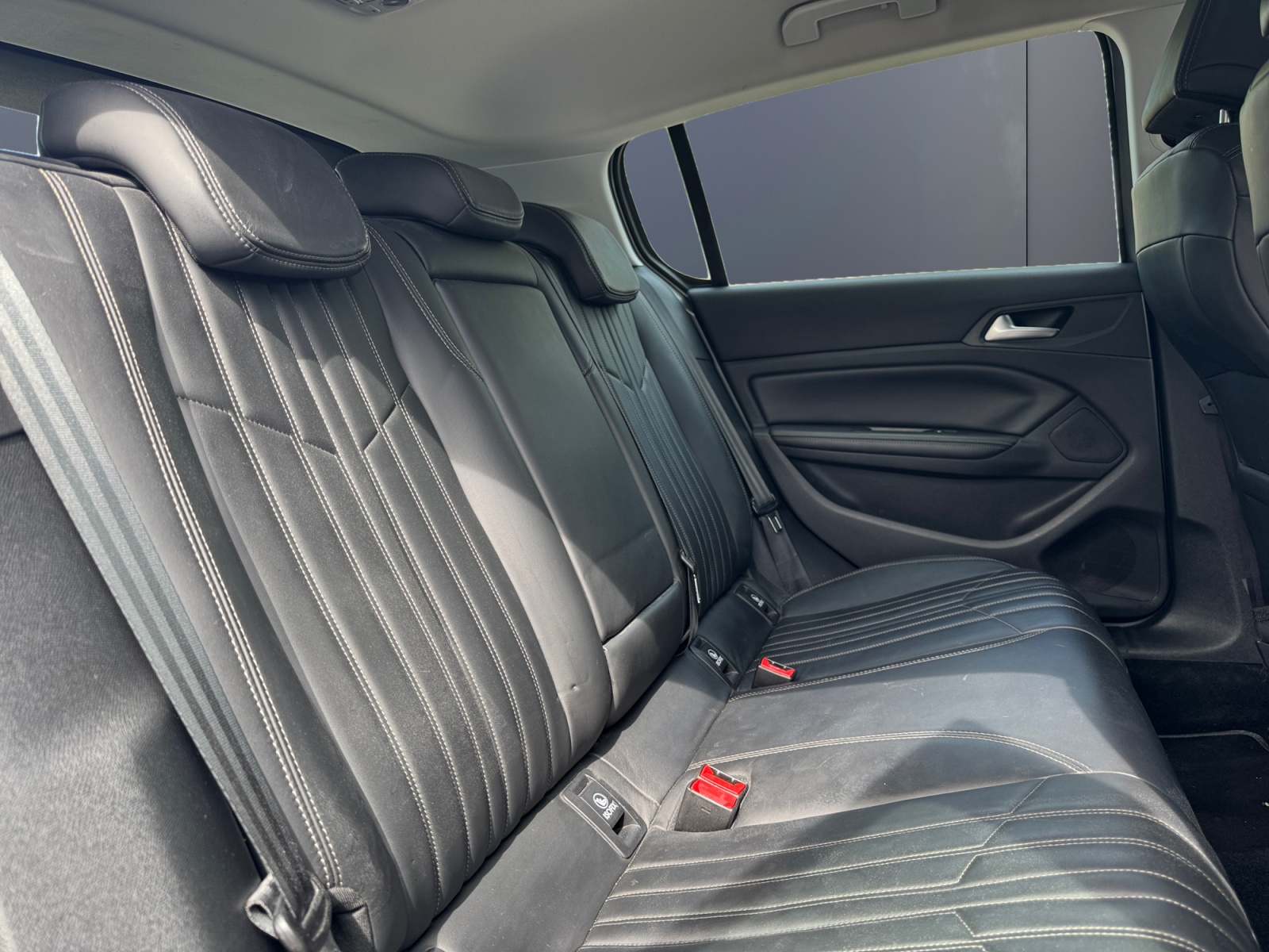 Peugeot 308 10