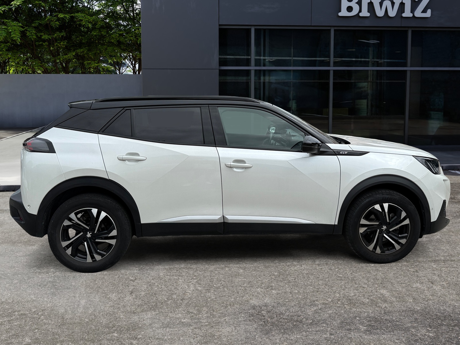 Peugeot 2008 5