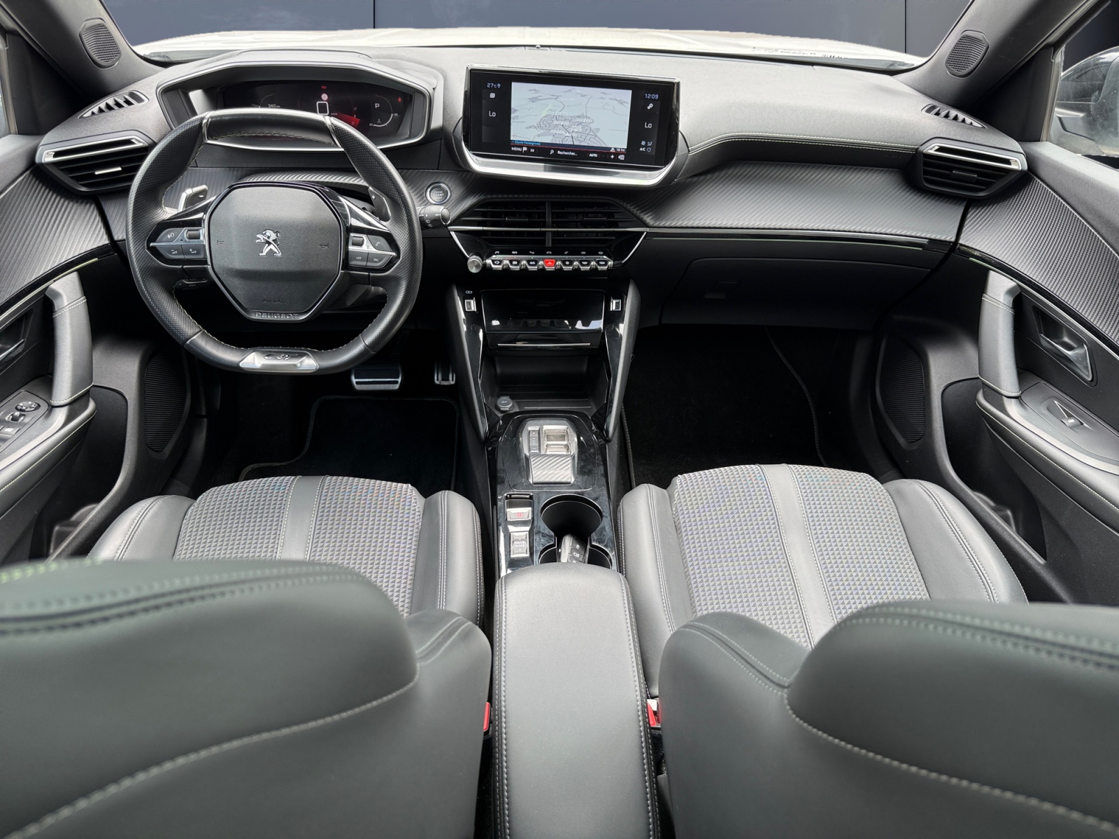 Peugeot 2008 14