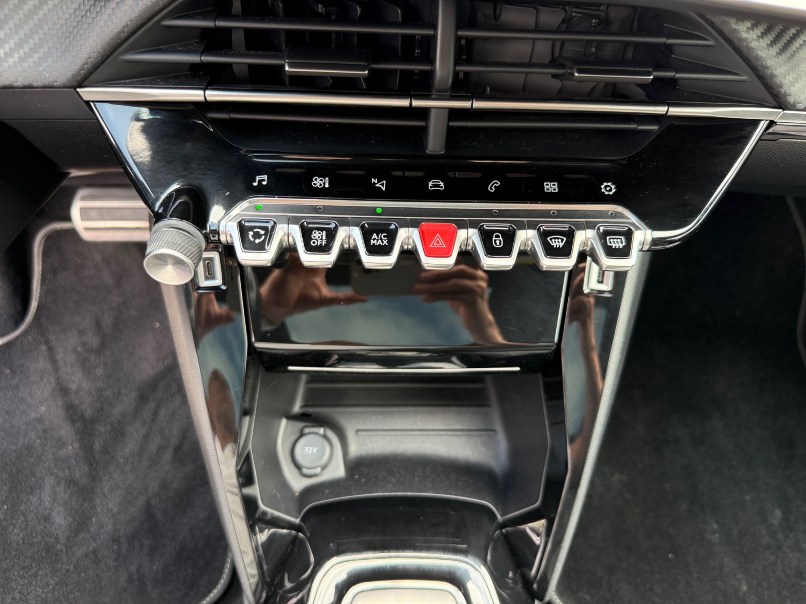 Peugeot 2008 24
