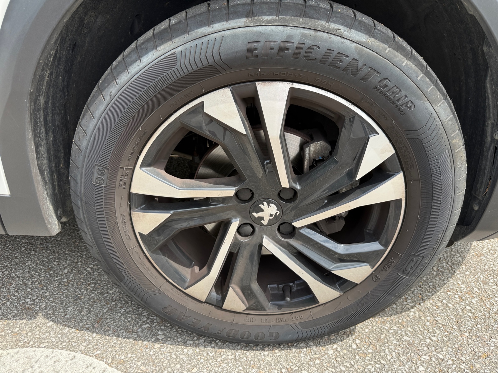 Peugeot 2008 32