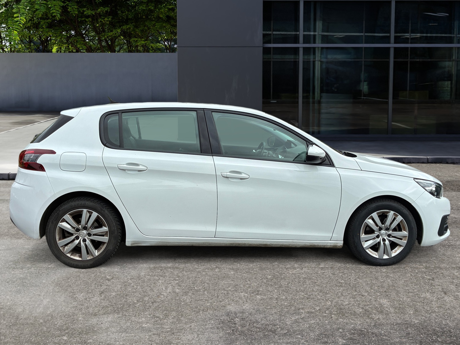Peugeot 308 5