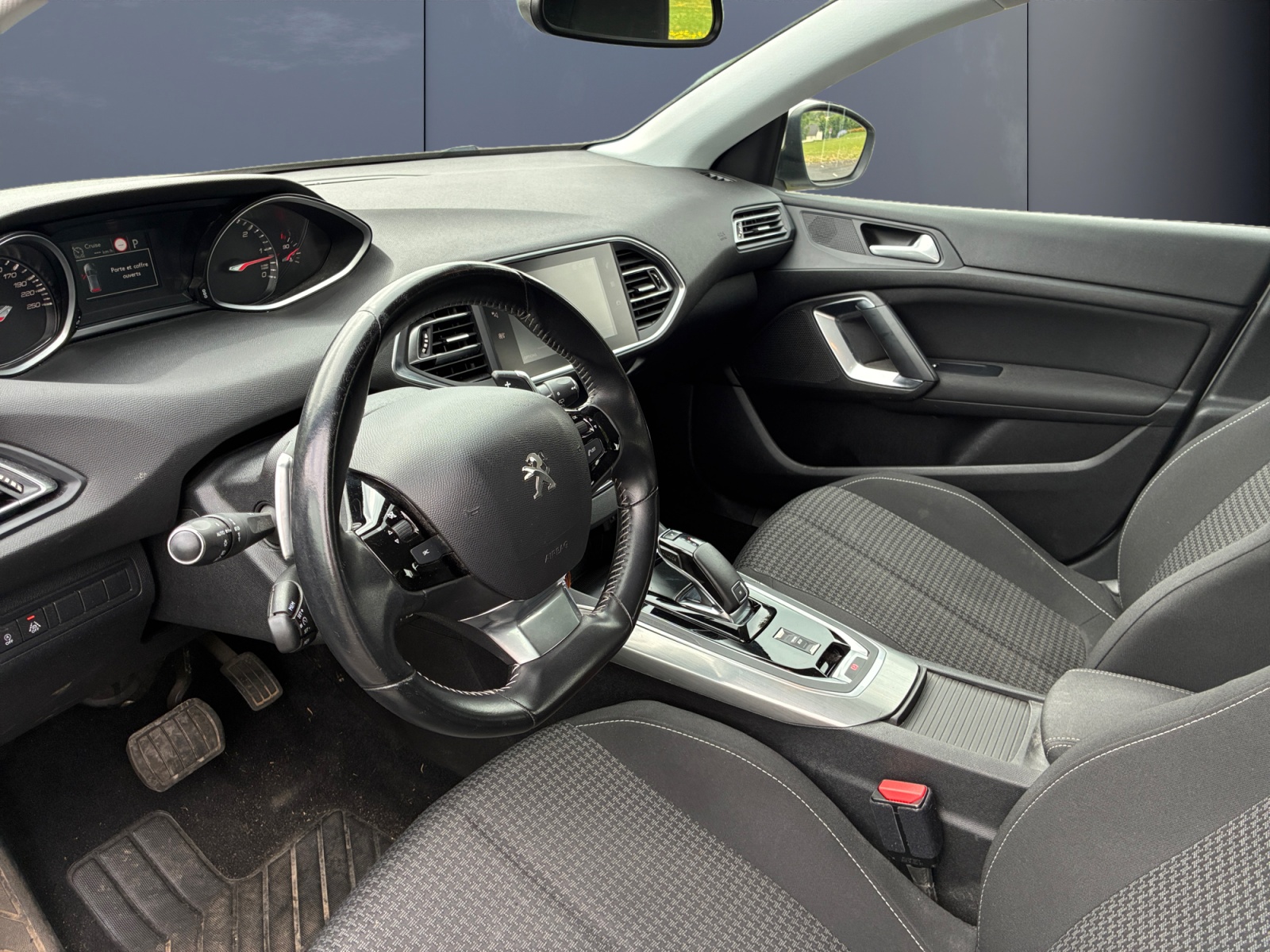 Peugeot 308 8