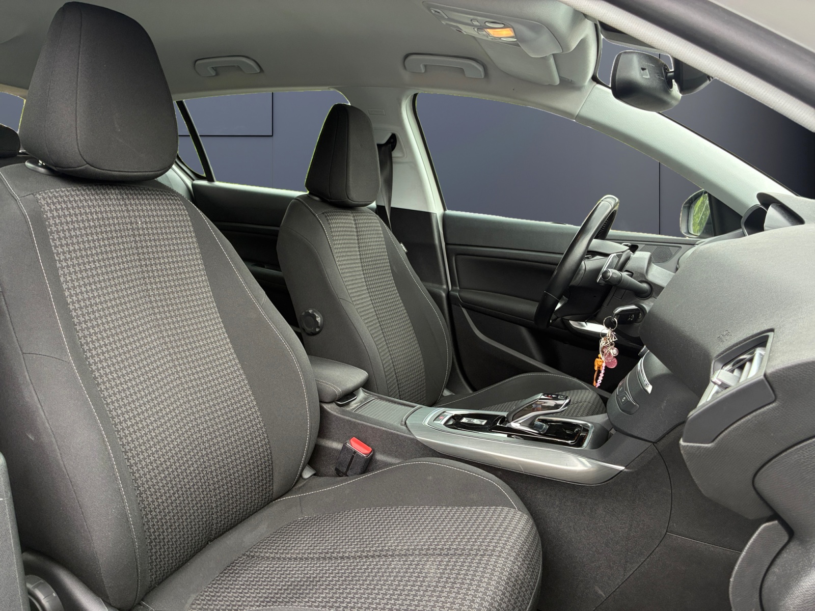 Peugeot 308 13