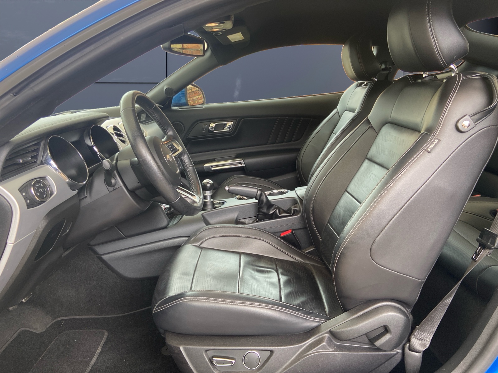 Ford Mustang 9