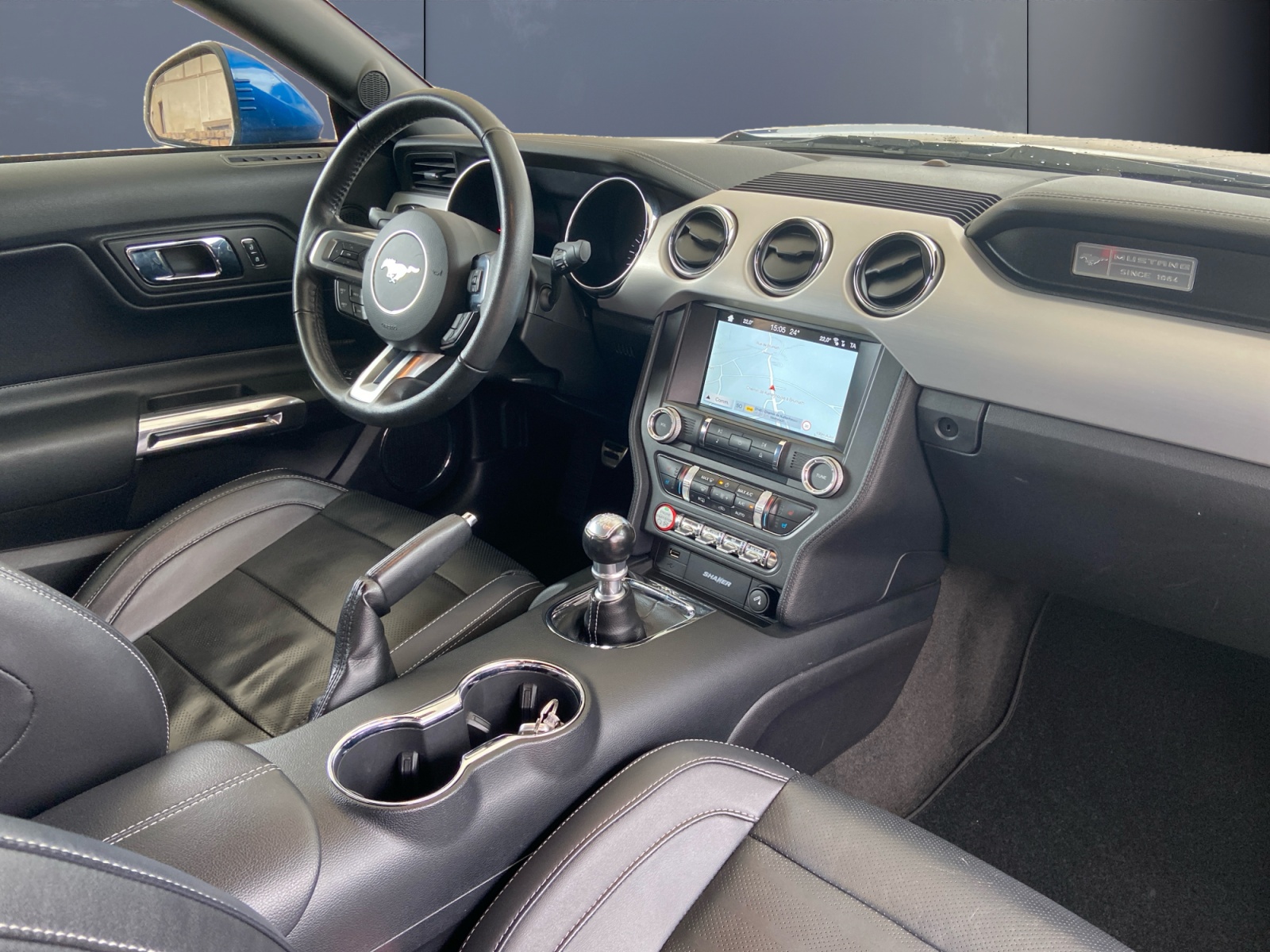 Ford Mustang 12