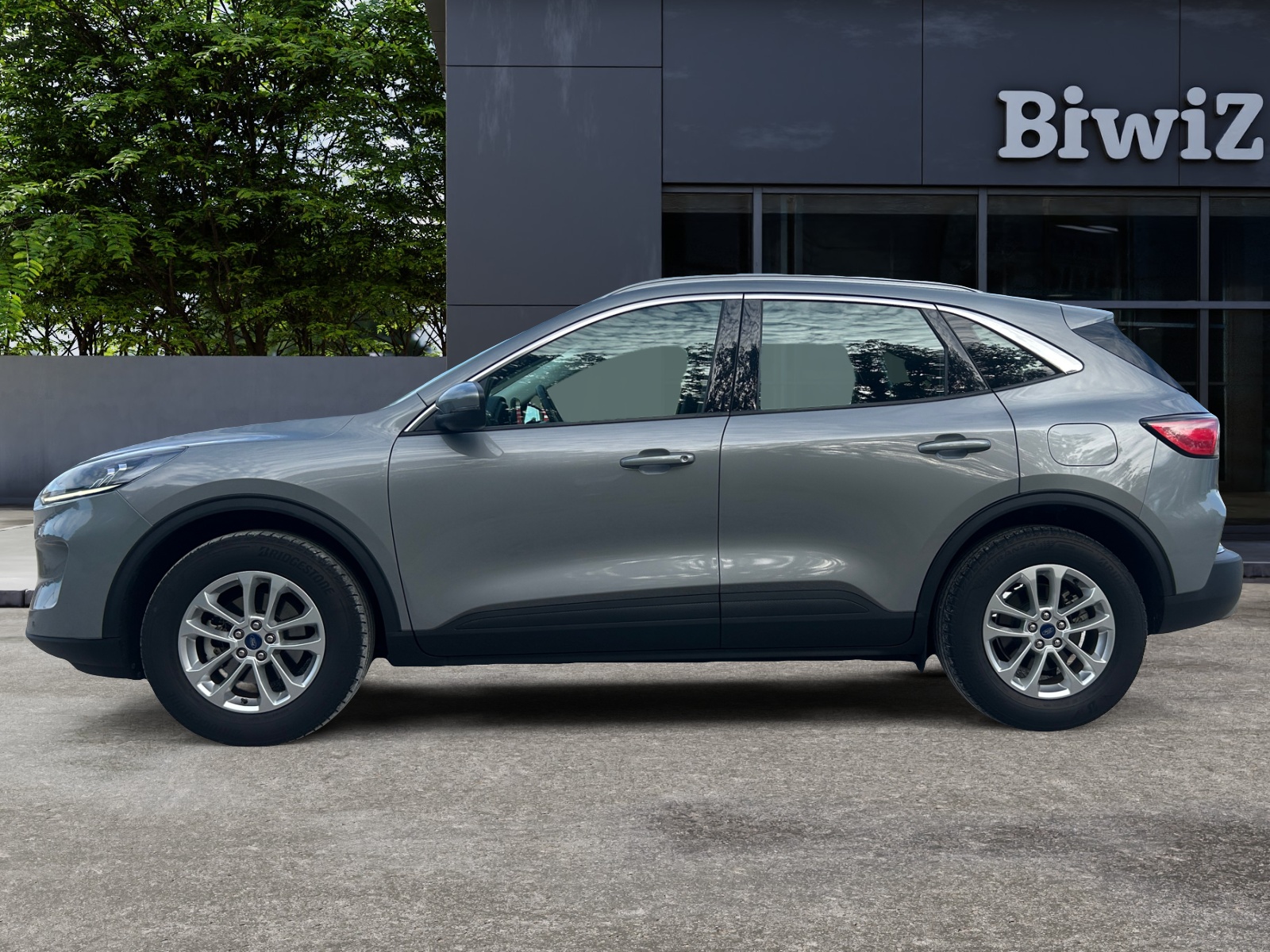 Ford Kuga 1